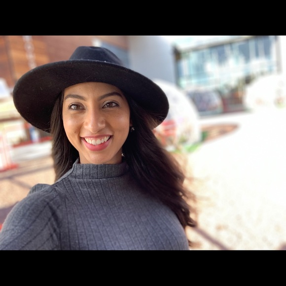 Meet your Posher, Kathleen - Picture 1 of 1